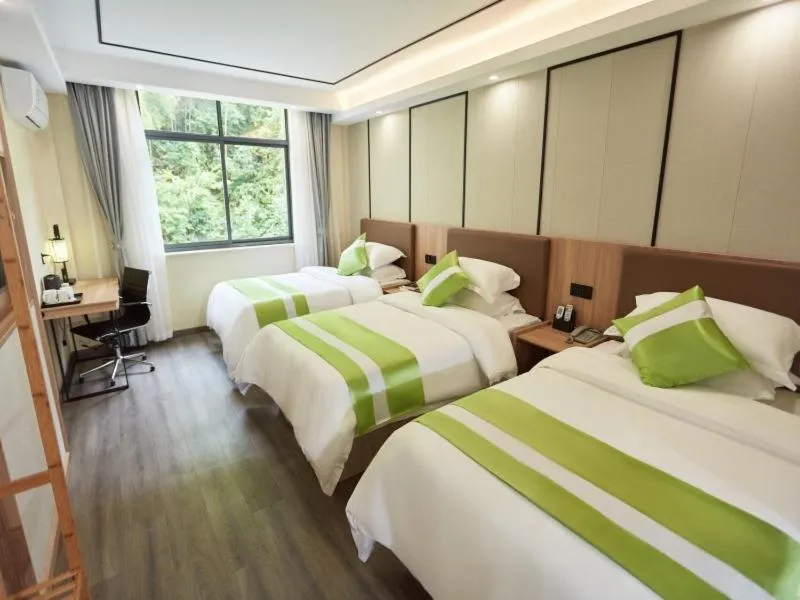 Bed in GreenTree Inn Huangshan TangKou Beauty Spot South Gate Transfer Center Business Hotel