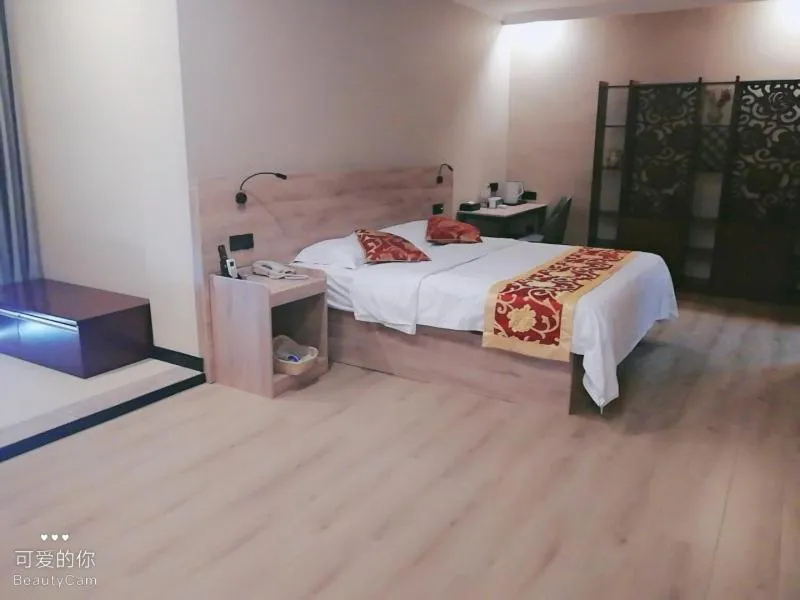 Bed in GreenTree Inn ShanDong ZaoZhuang TengZhou FuQian Road LongQuan Square Business Hotel