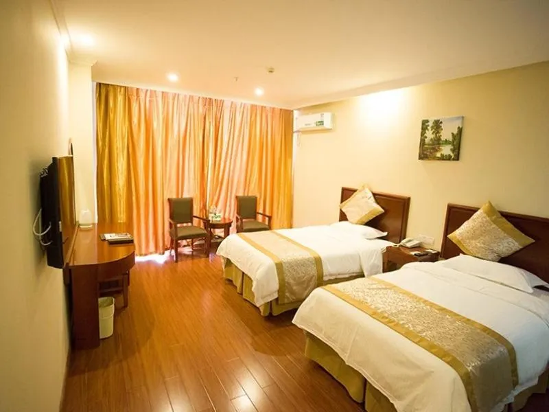 Bed in GreenTree Inn ShanDong ZaoZhuang TengZhou FuQian Road LongQuan Square Business Hotel