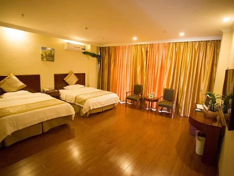 Bed in GreenTree Inn ShanDong ZaoZhuang TengZhou FuQian Road LongQuan Square Business Hotel