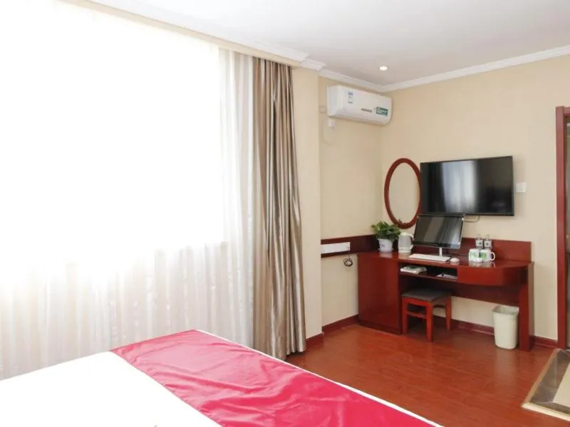 Bed in GreenTree Inn ShanDong RiZhao Bus Station FuHai Road Express Hotel