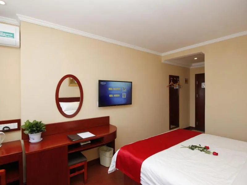 Bed in GreenTree Inn ShanDong RiZhao Bus Station FuHai Road Express Hotel