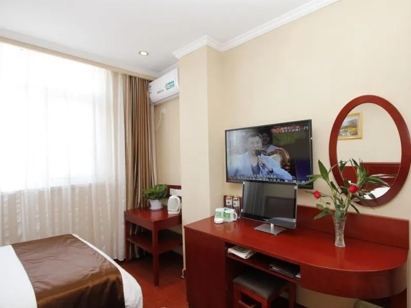 Bed in GreenTree Inn ShanDong RiZhao Bus Station FuHai Road Express Hotel