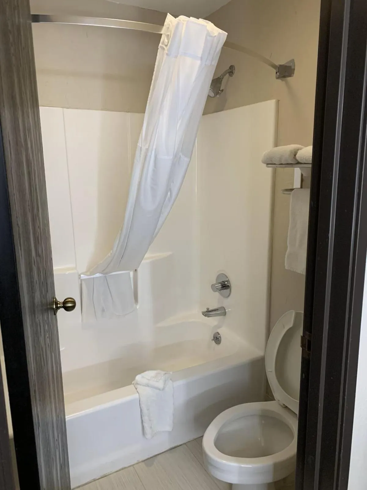 Baymont Inn & Suites