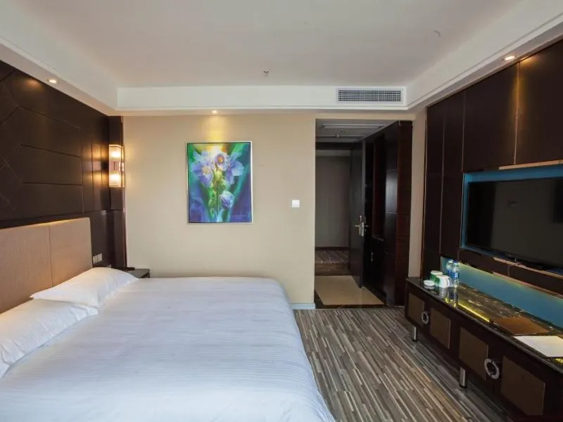 GreenTree Inn Jiangxi Yingtan Jiaotong Road Central Square Business Hotel