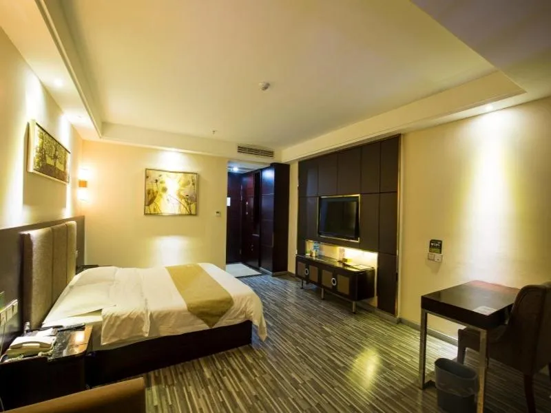 GreenTree Inn Jiangxi Yingtan Jiaotong Road Central Square Business Hotel