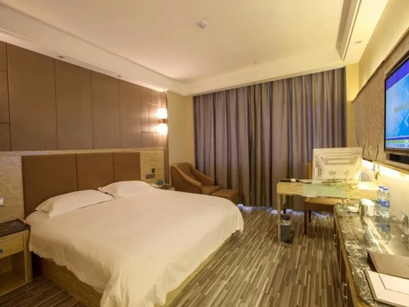 GreenTree Inn Jiangxi Yingtan Jiaotong Road Central Square Business Hotel