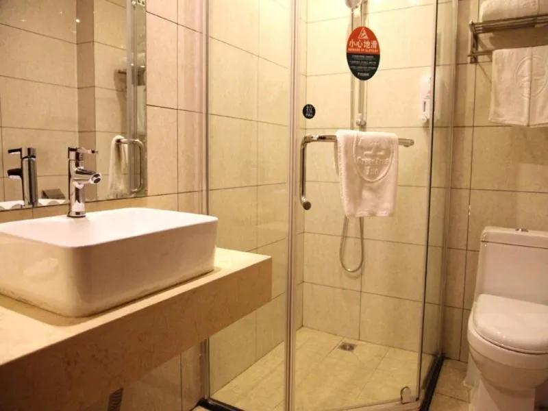 GreenTree Inn Guangxi Yulin Jincheng Commercial Building Shell Hotel