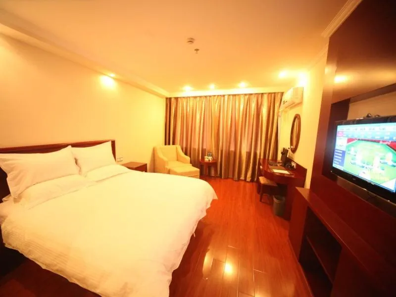 Bed in GreenTree Inn Jiangxi Jiujiang Shili Avenue Business Hotel