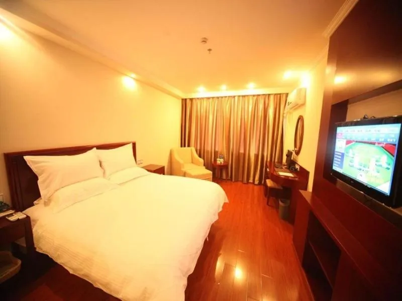 Bed in GreenTree Inn Jiangxi Jiujiang Shili Avenue Business Hotel