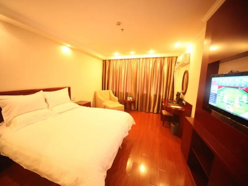 Bed in GreenTree Inn Jiangxi Jiujiang Shili Avenue Business Hotel