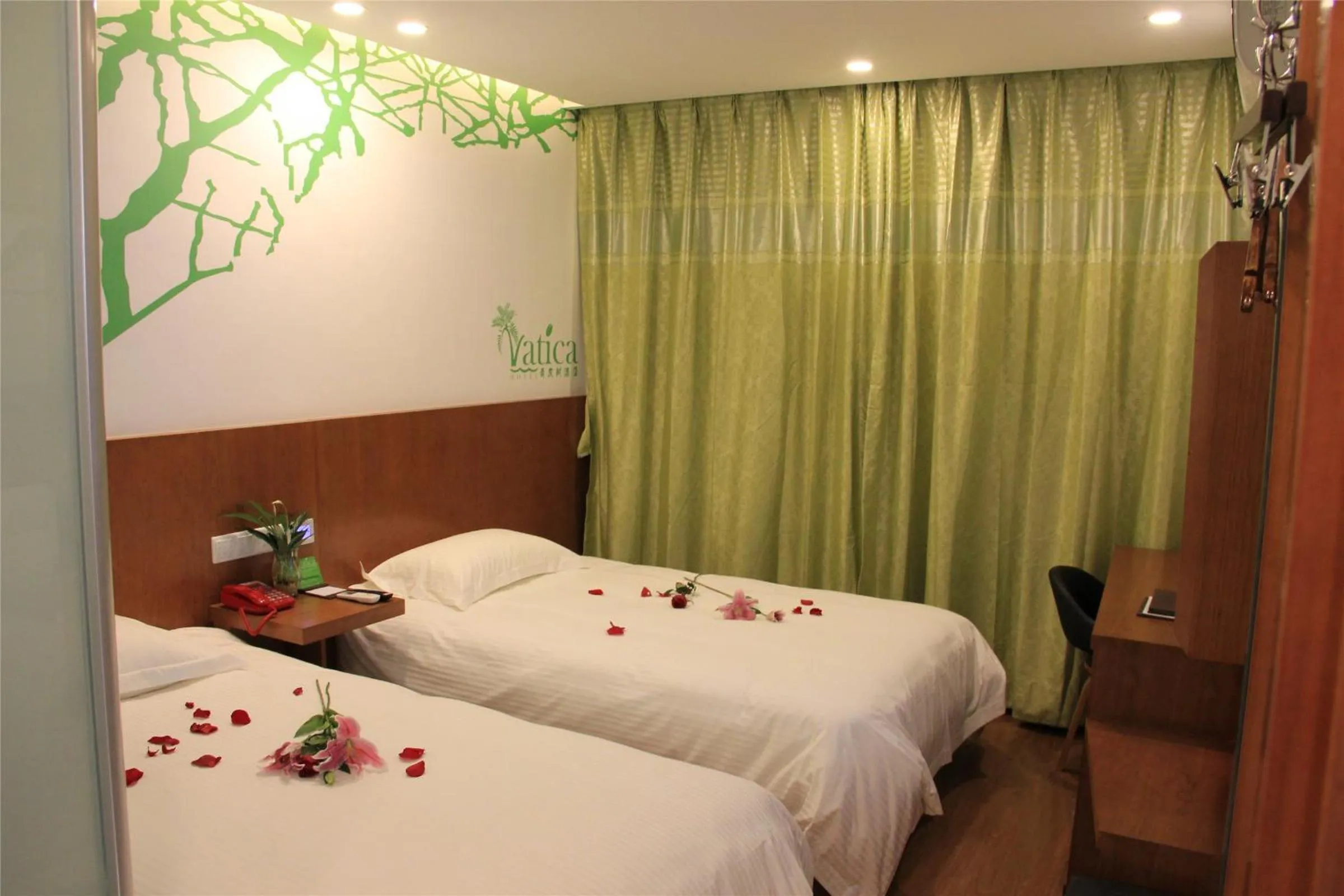 Bedroom, Bed in Vatica JiangSu Wuxi Xibei Canal Metro Station Huilv Road Hotel