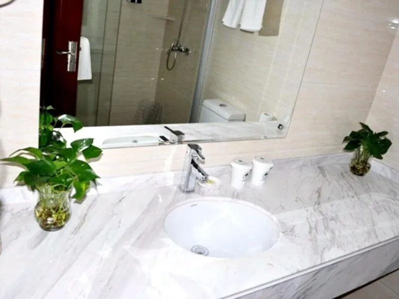 GreenTree Inn JiangSu YanCheng West Bus Station Business Hotel