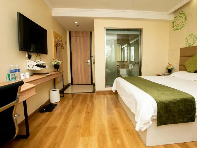 Bed in GreenTree Inn JiangSu XuZhou Feng County LiuBang Plaza Express Hotel