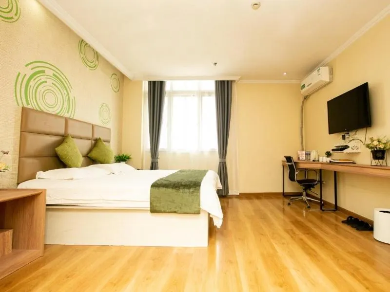 Bed in GreenTree Inn JiangSu XuZhou Feng County LiuBang Plaza Express Hotel