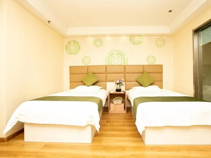 Bed in GreenTree Inn JiangSu XuZhou Feng County LiuBang Plaza Express Hotel