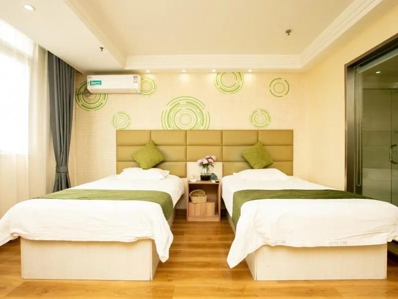 Bed in GreenTree Inn JiangSu XuZhou Feng County LiuBang Plaza Express Hotel