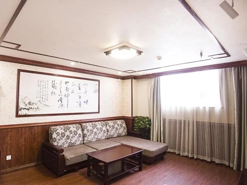 GreenTree Inn JIangSu XuZhou PeiXian Bus Station TangMu Road Business Hotel