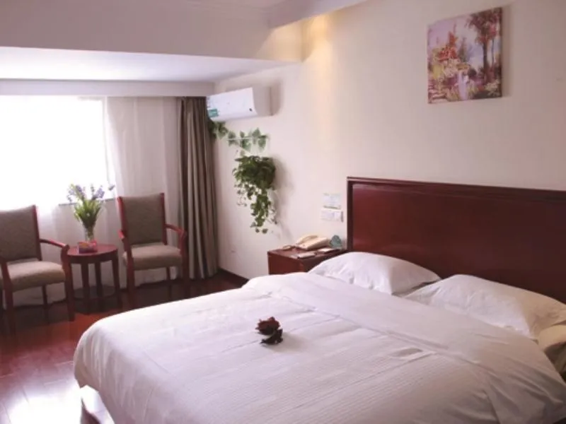 Bed in GreenTree Inn Jiangsu Taizhou Xinghua Zhangguo Bus Station Express Hotel