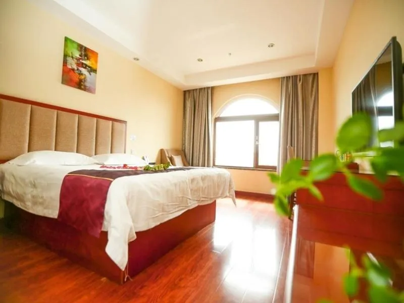 Bed in GreenTree Inn Shandong Qingdao Wuyishan Road Jiashike Shopping center Business Hotel