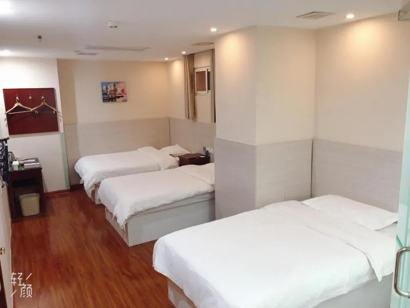 GreenTree Inn Shandong Qingdao Jiaozhou Datong Mansion Express Hotel