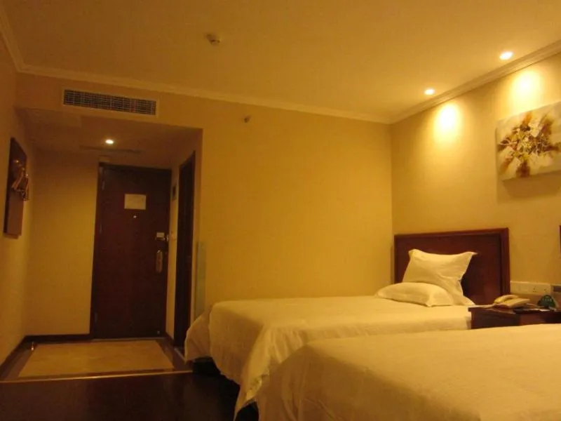 GreenTree Inn Shandong Qingdao Jiaozhou Datong Mansion Express Hotel