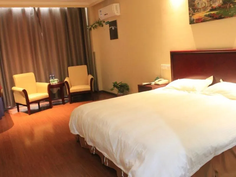 Bed in GreenTree Inn Anhui Hefei North Fuyang Road Luyang Industrial Park Express Hotel