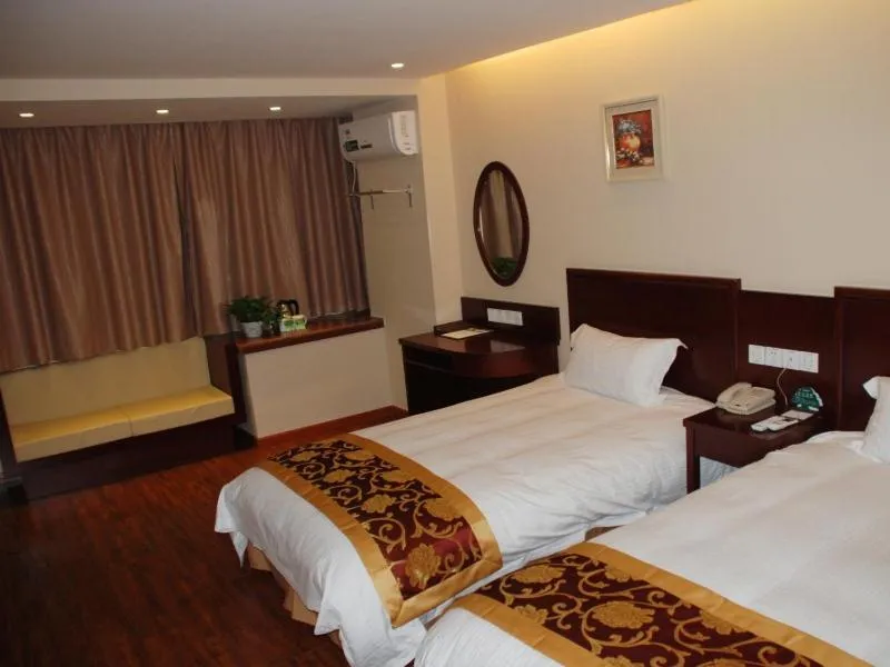 Bed in GreenTree Inn Anhui Hefei Bozhou Road Jindi Building Business Hotel