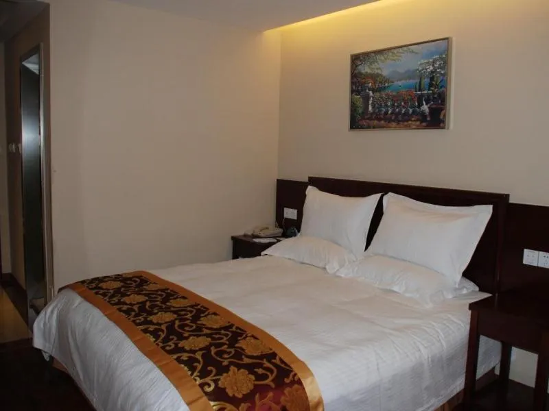 Bed in GreenTree Inn Anhui Hefei Bozhou Road Jindi Building Business Hotel