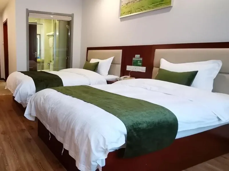 Bed in GreenTree Inn Anhui Hefei Mengcheng Road Beierhuan Express Hotel