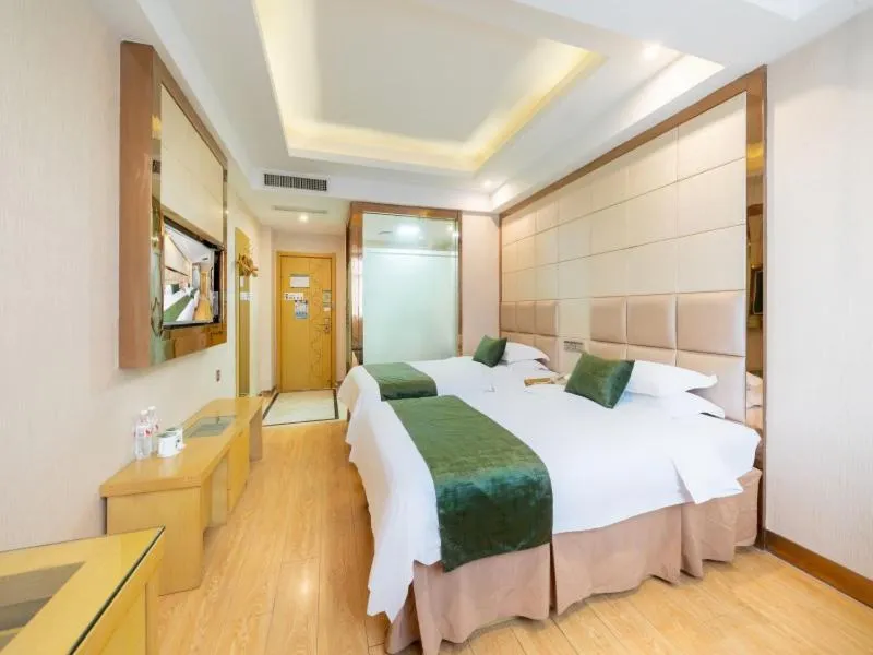 Bed in GreenTree Inn Zhejiang Jinhua Yiwu International Trade City Changchun Street Shell Hotel