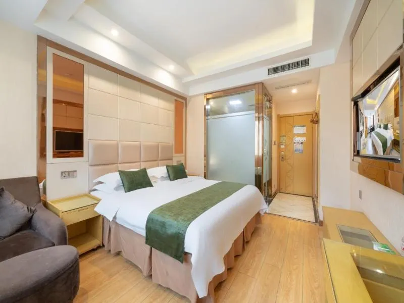 Bed in GreenTree Inn Zhejiang Jinhua Yiwu International Trade City Changchun Street Shell Hotel