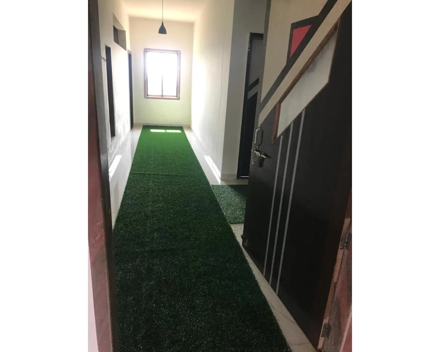 The shelar's Royal inn