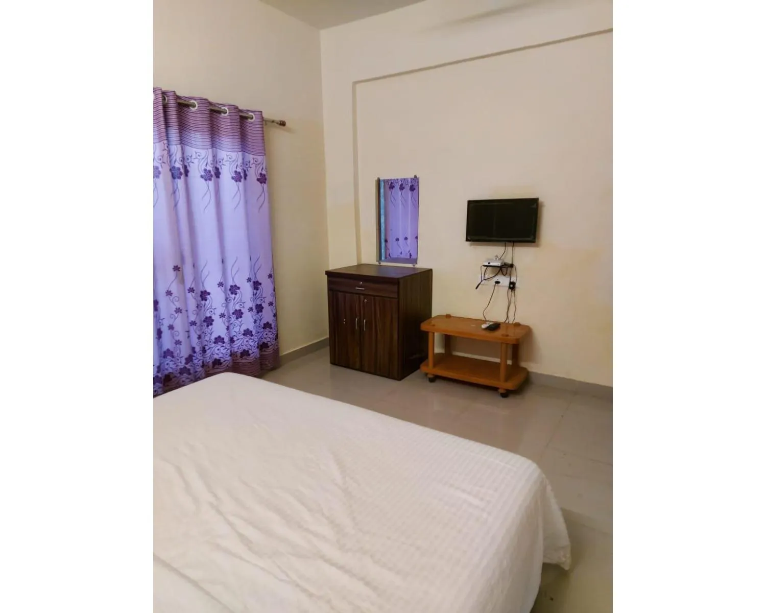 Bed in The shelar's Royal inn