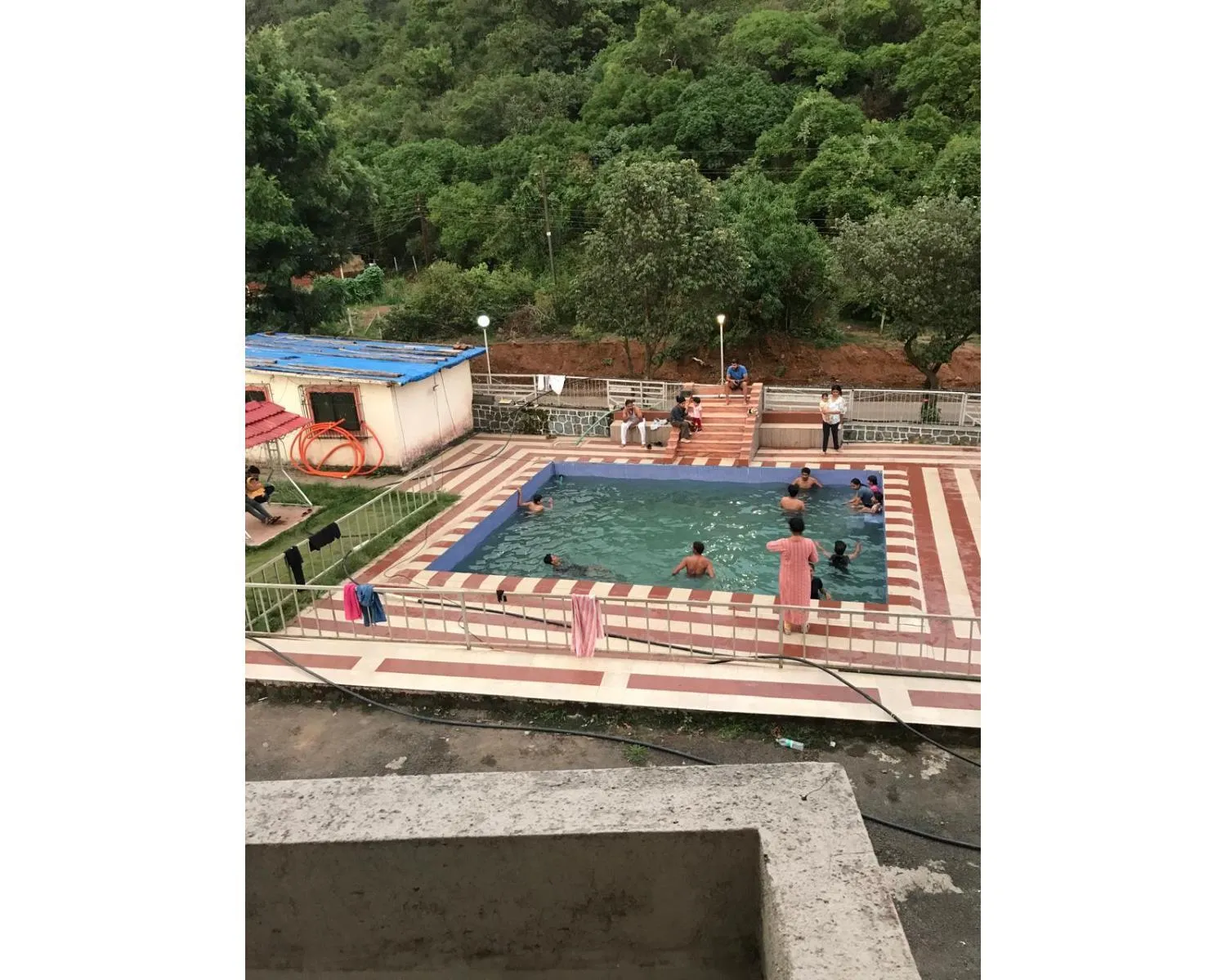 The shelar's Royal inn