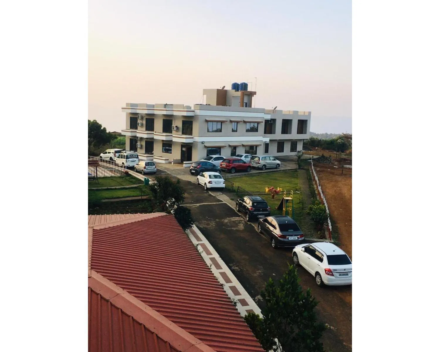 The shelar's Royal inn