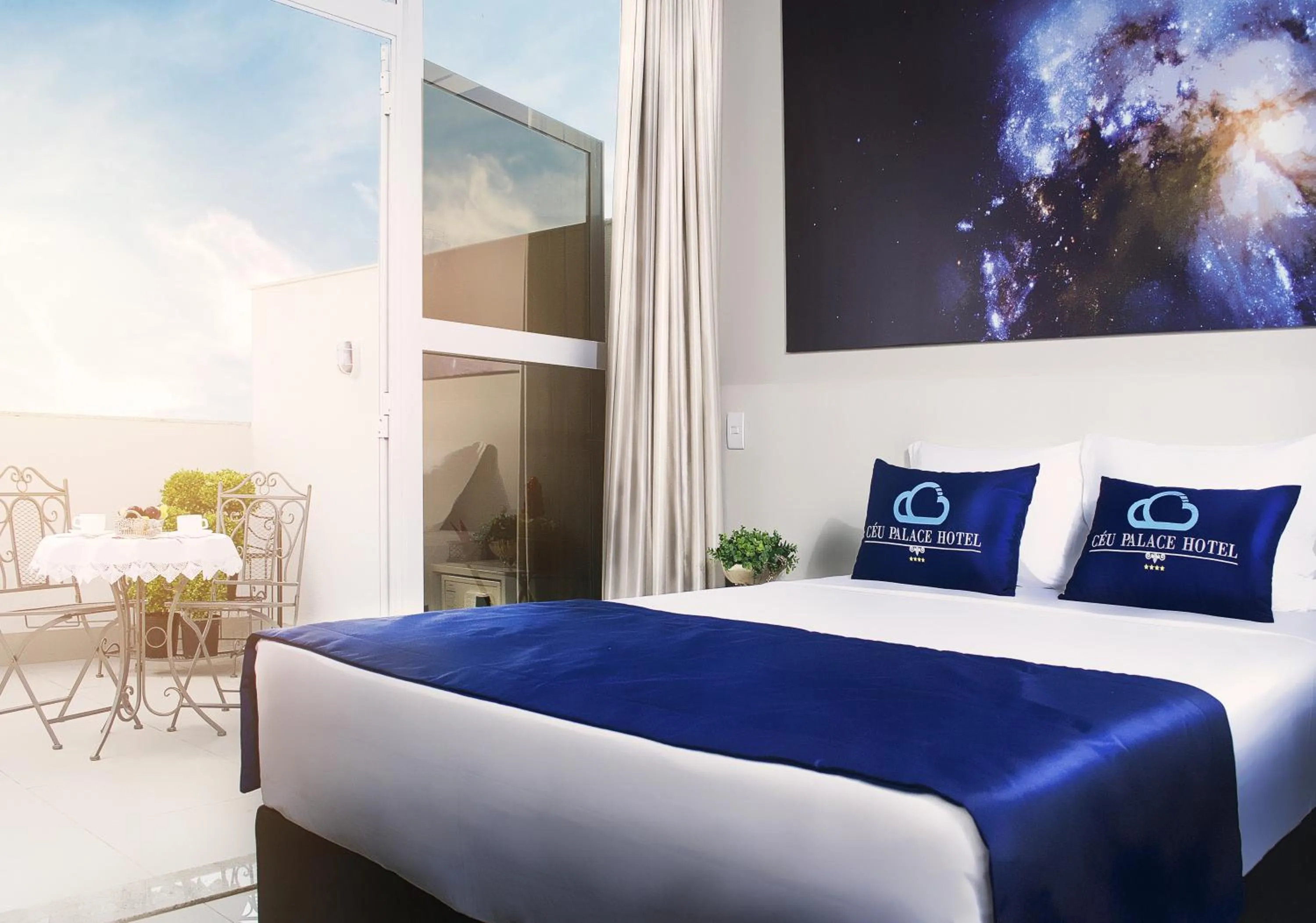 Bed in Céu Palmas Hotel