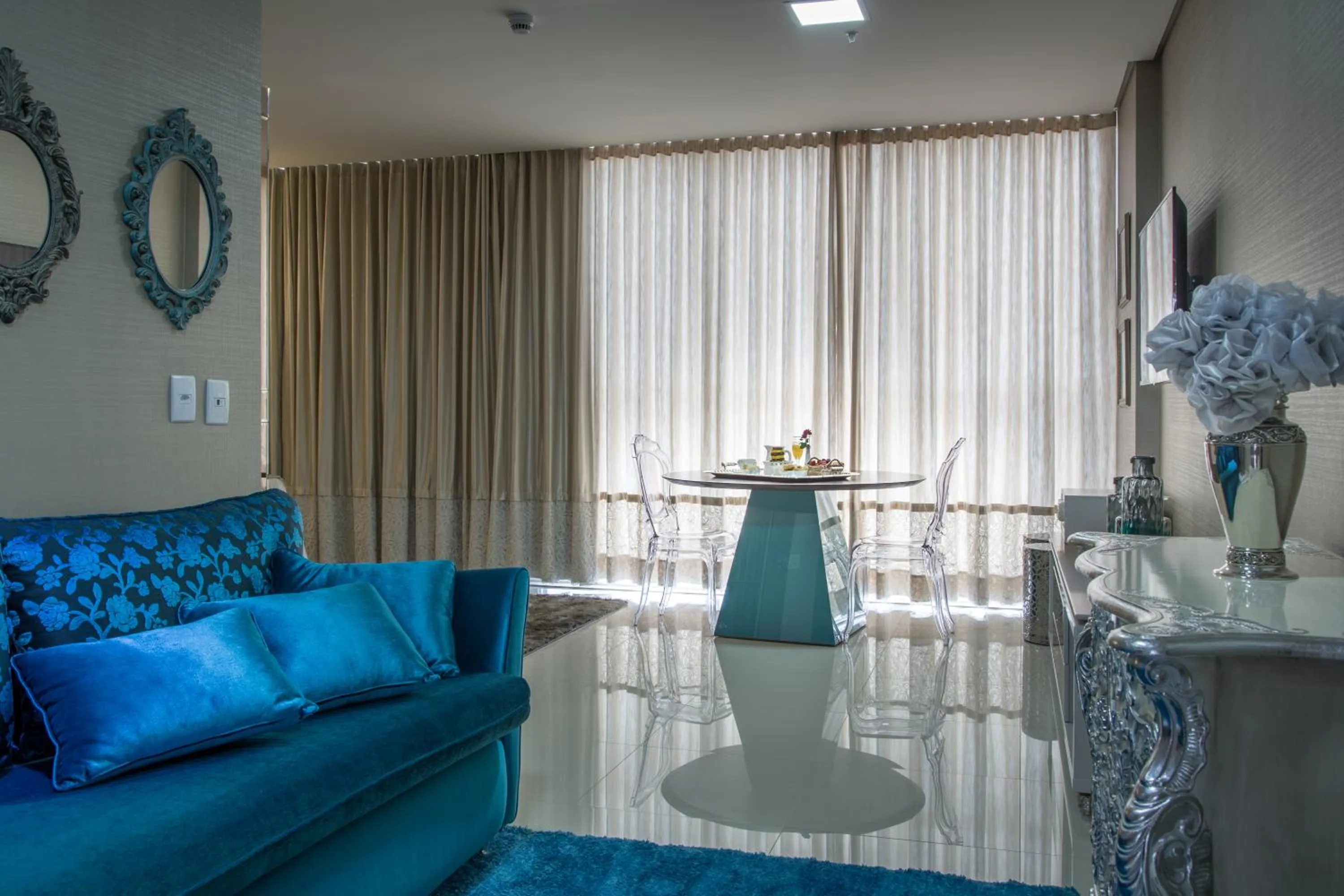 Living room in Céu Palmas Hotel