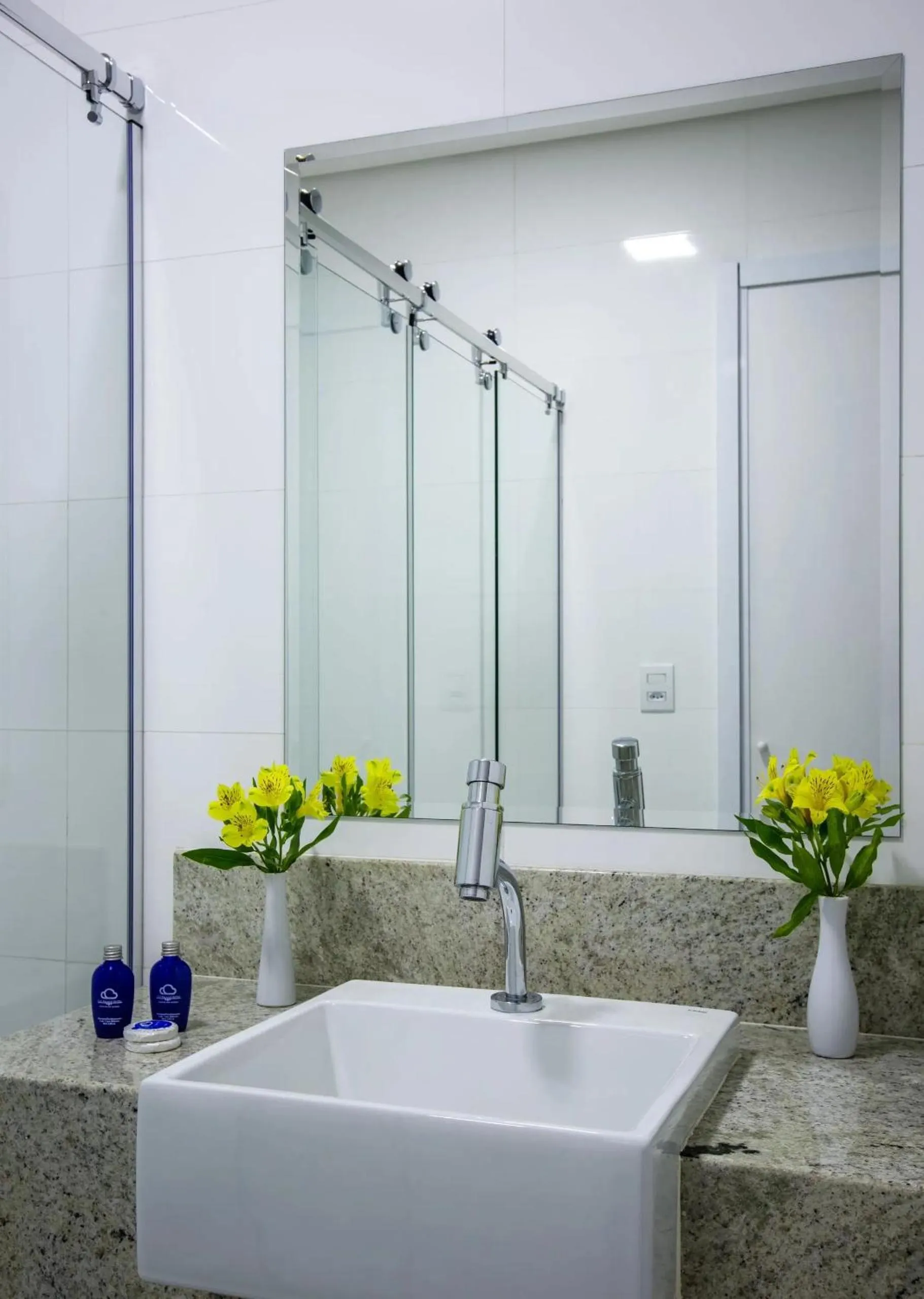 Shower in Céu Palmas Hotel