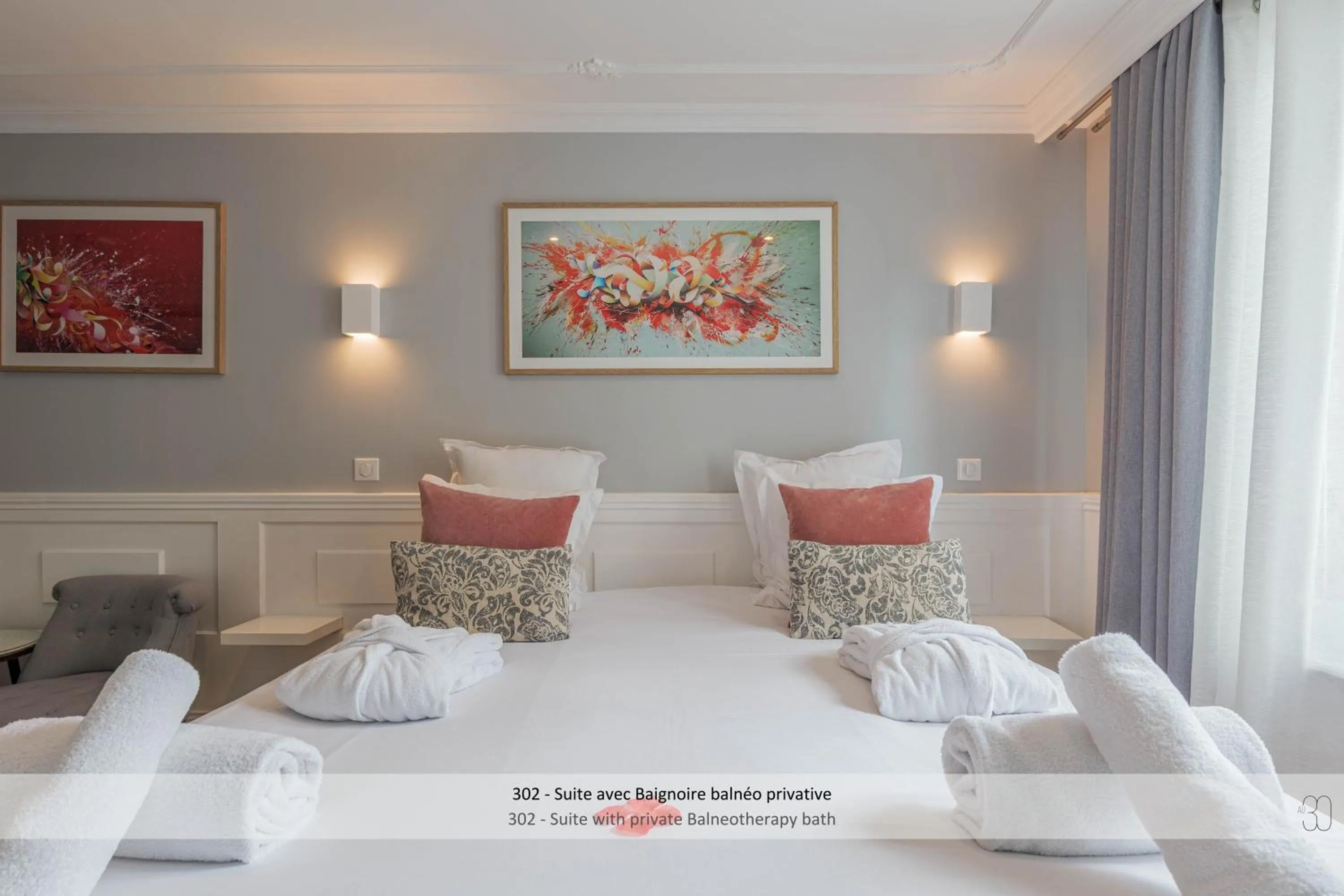 Bed in Au 30 Lille Centre Grand Palais