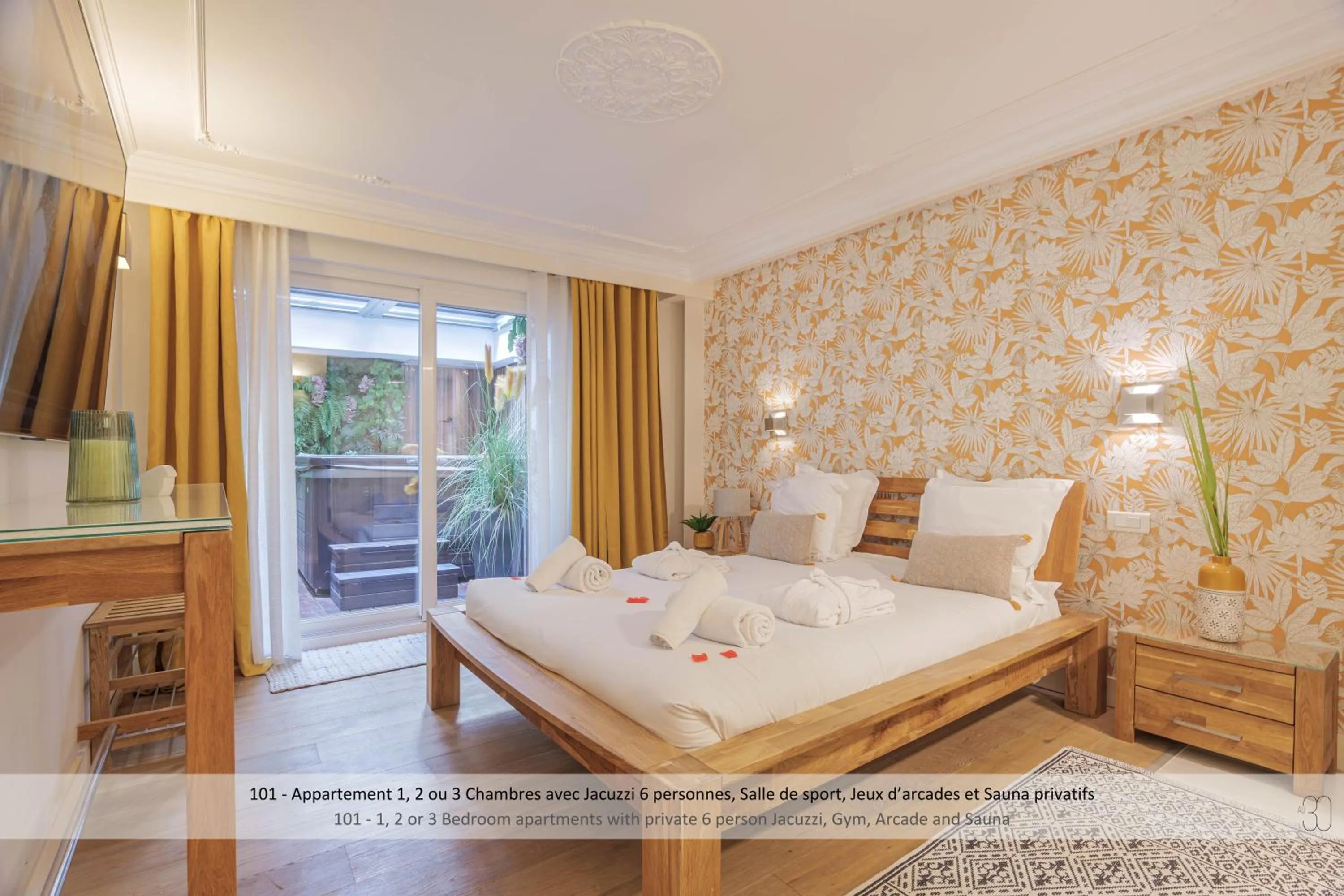 Spa and wellness centre/facilities, Bed in Au 30 Lille Centre Grand Palais