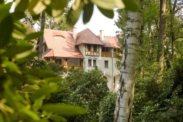 Area and facilities in Willa Zameczek