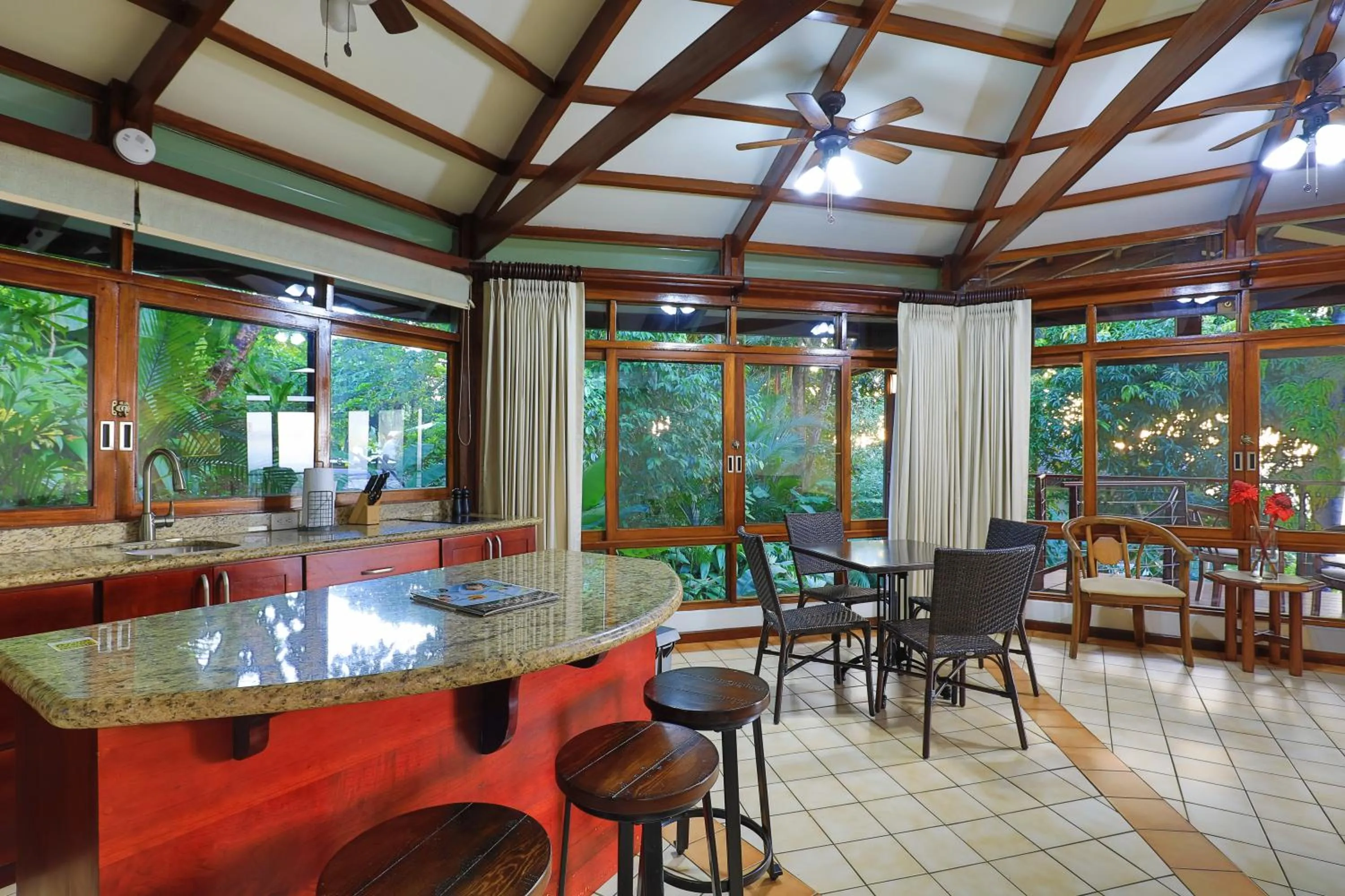Kitchen or kitchenette in Tulemar Resort
