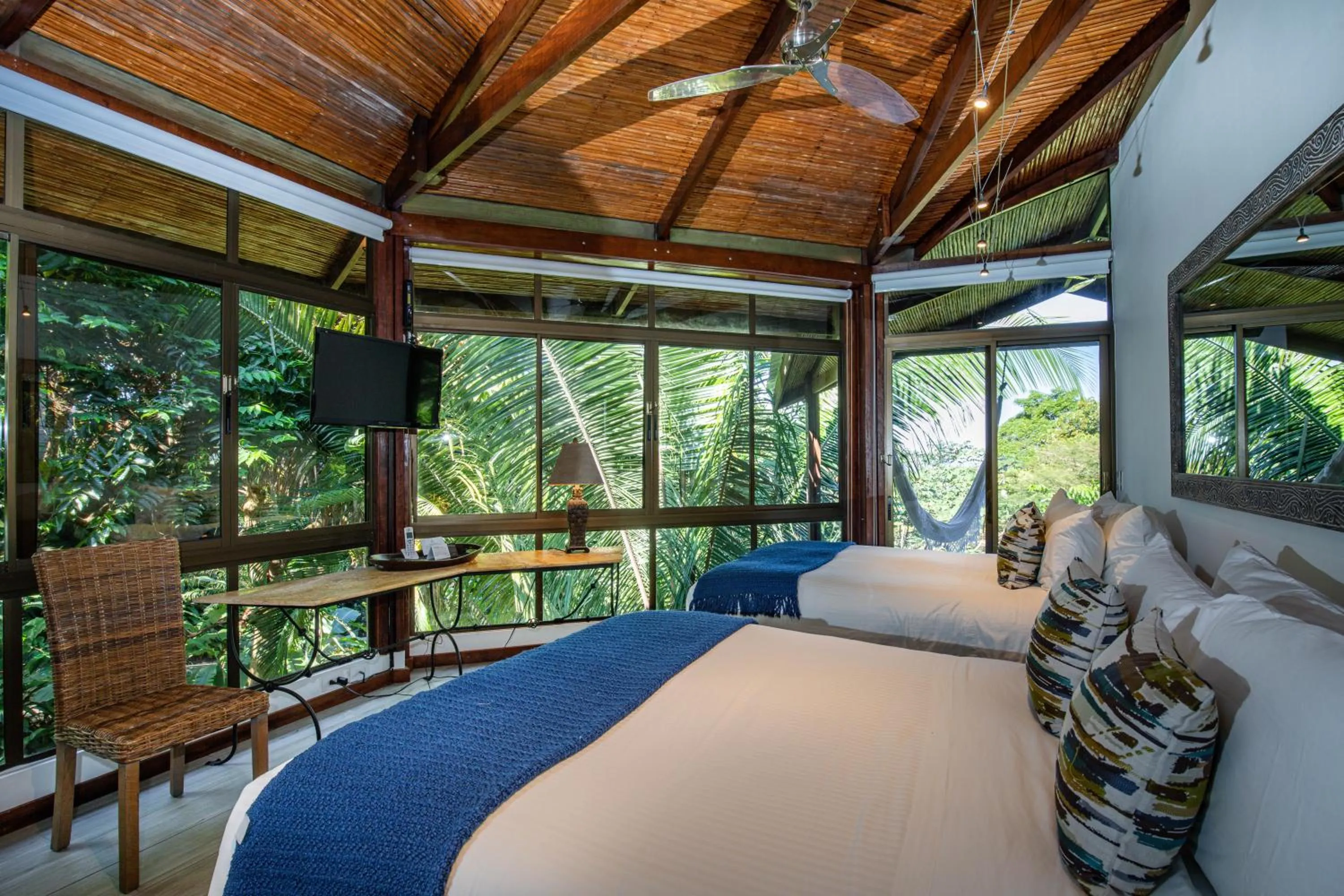 Bedroom, Bed in Tulemar Resort