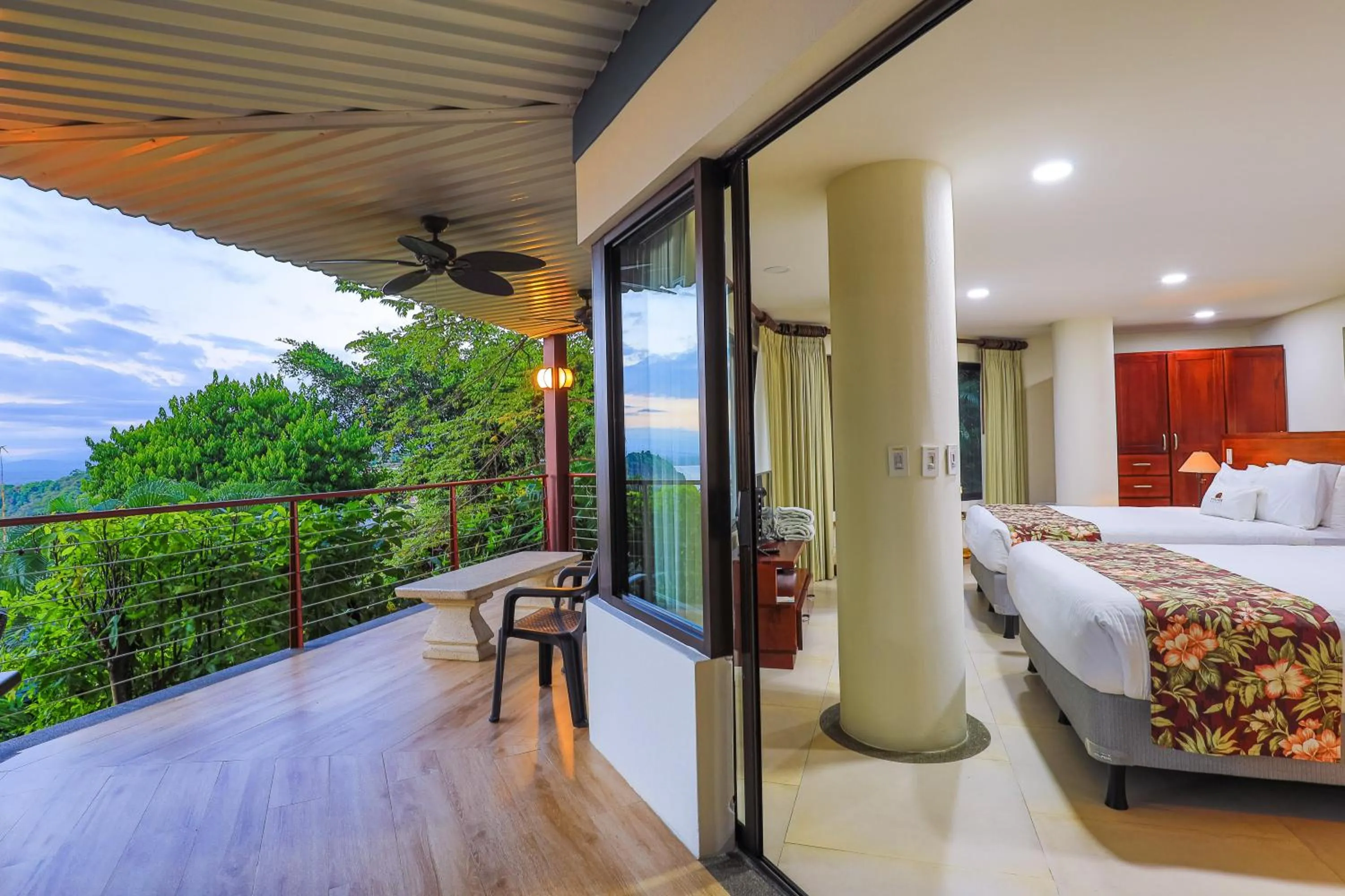 Balcony/Terrace, Bed in Tulemar Resort