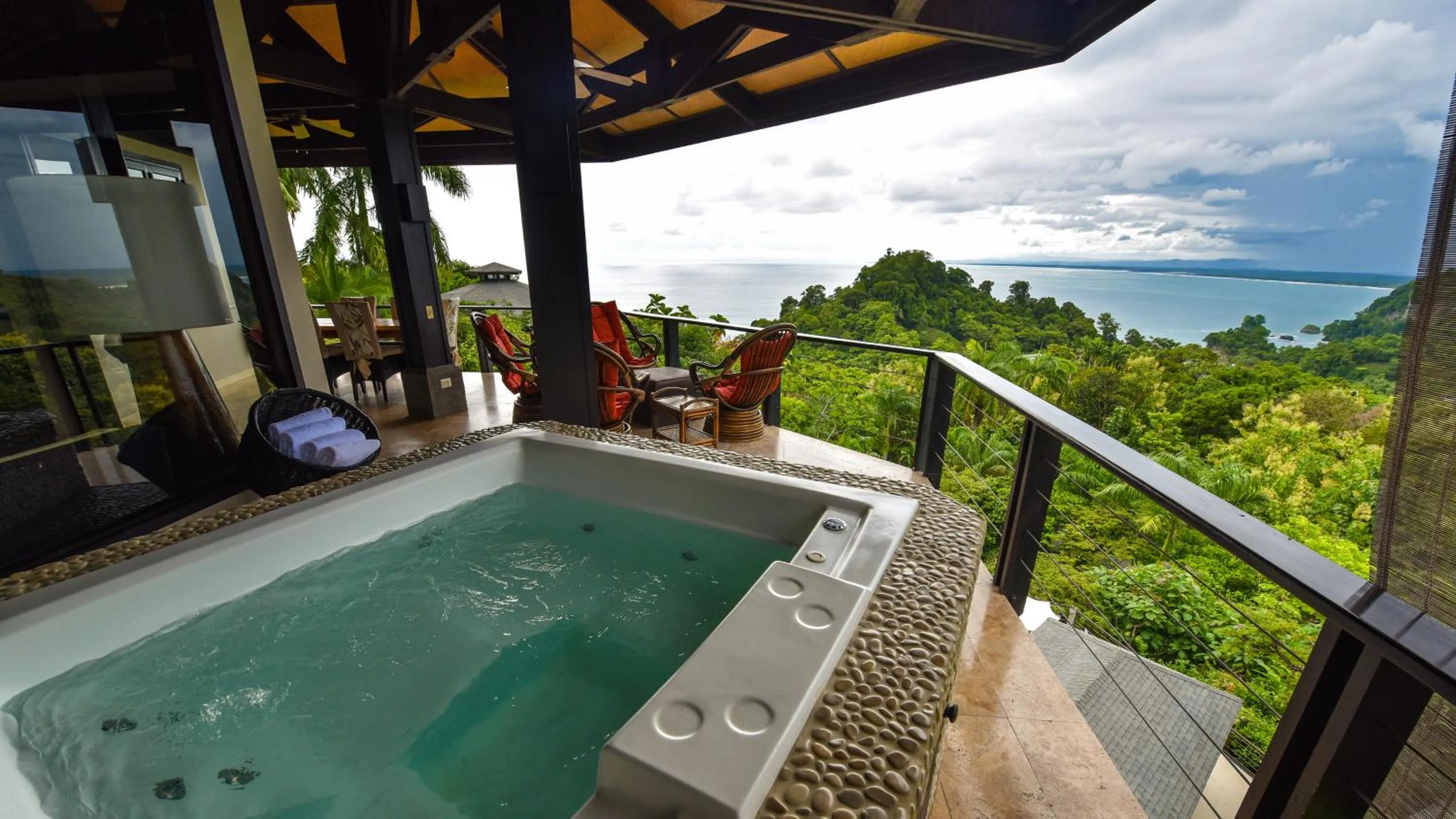 Hot Tub in Tulemar Resort