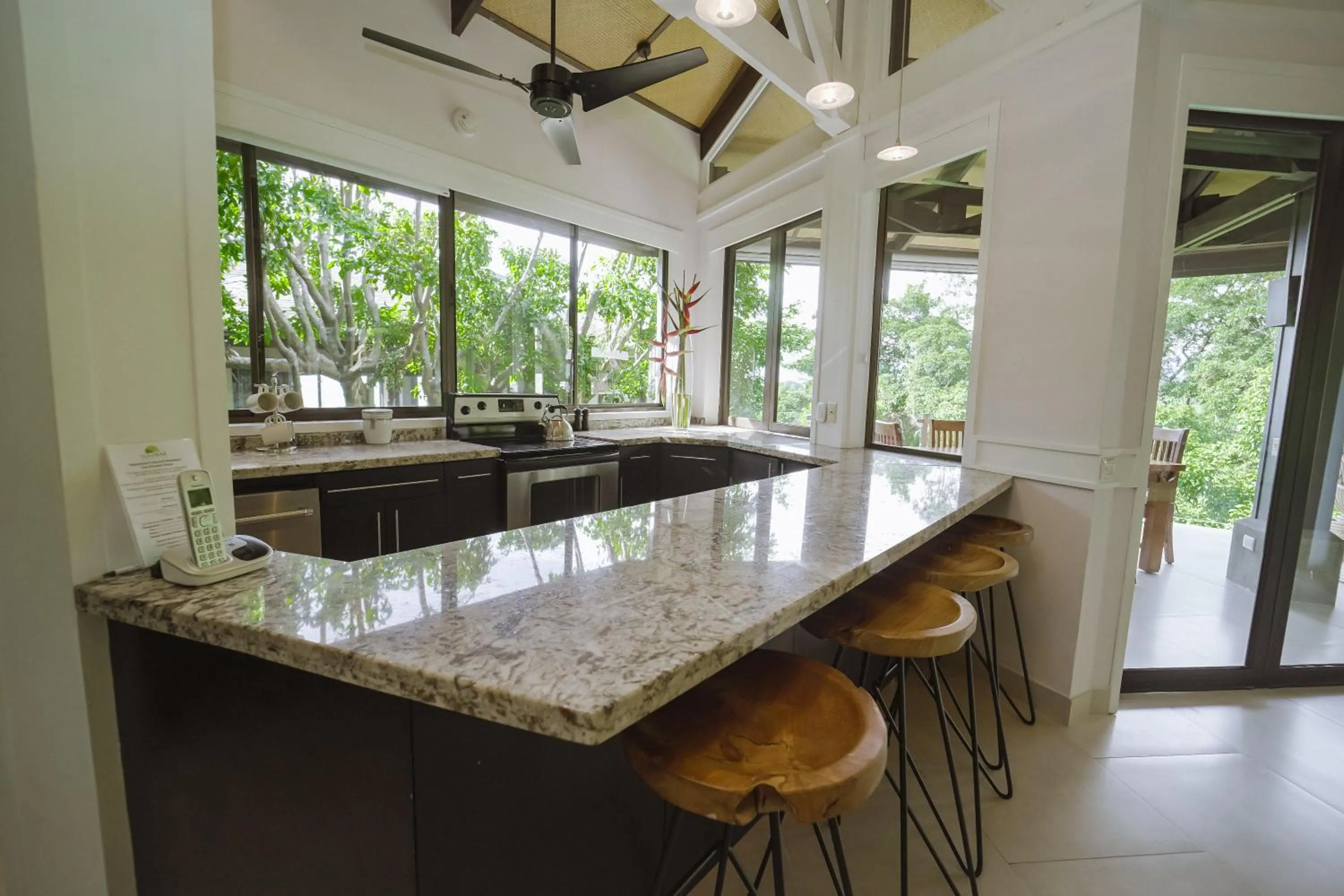 Kitchen or kitchenette in Tulemar Resort