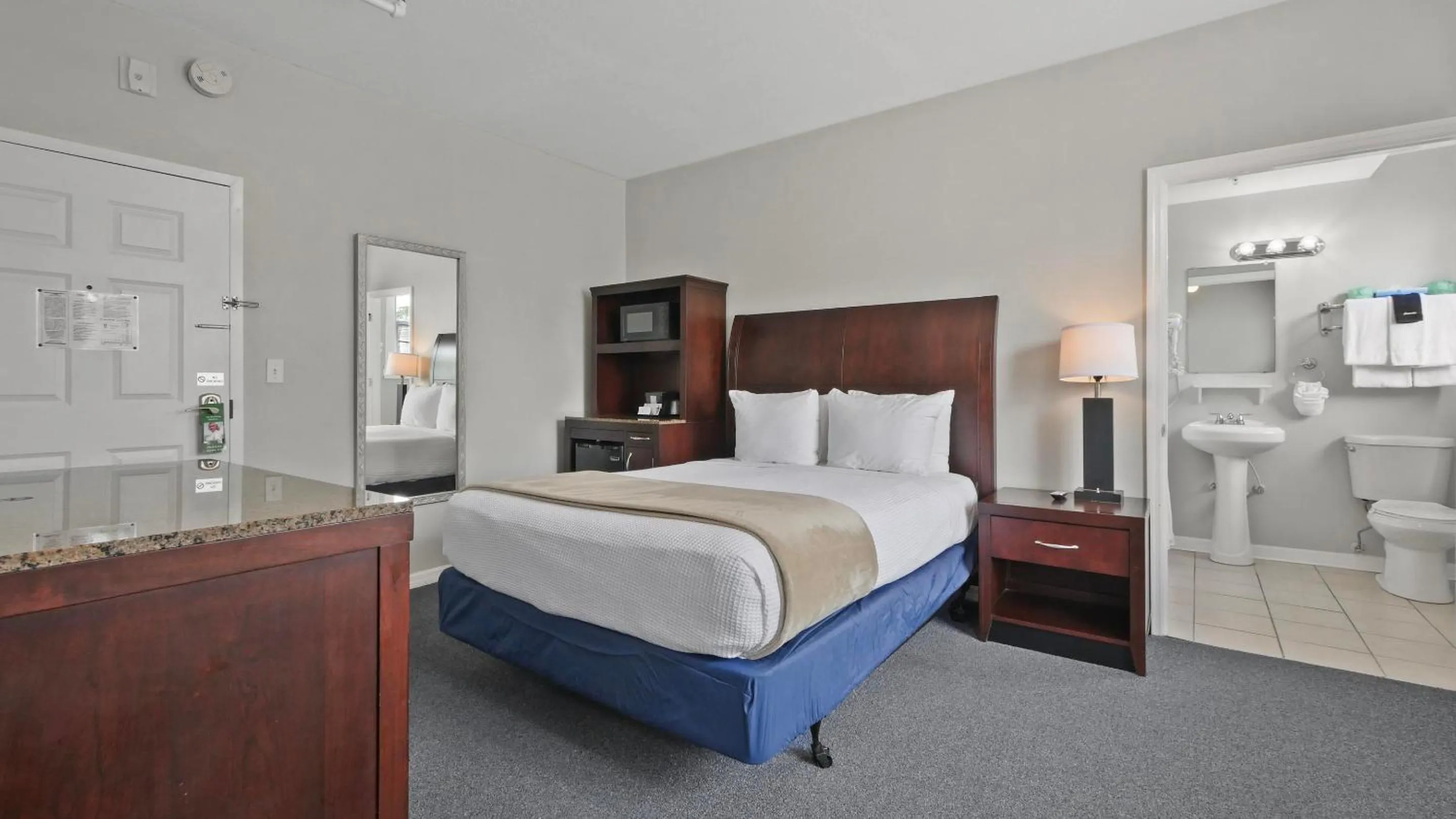 View (from property/room), Bed in Crystal Bay Historic Hotel