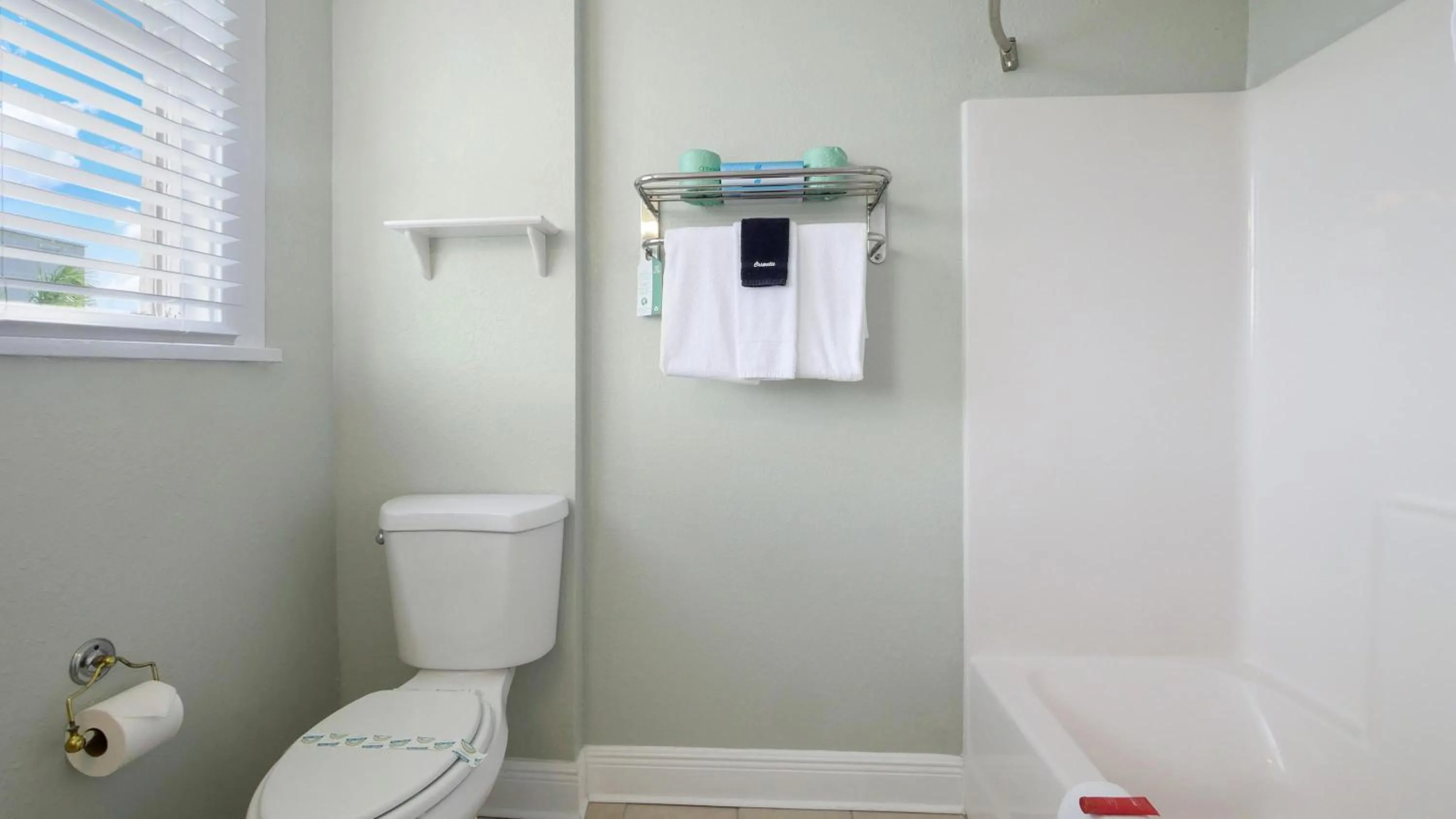 Bathroom in Crystal Bay Historic Hotel