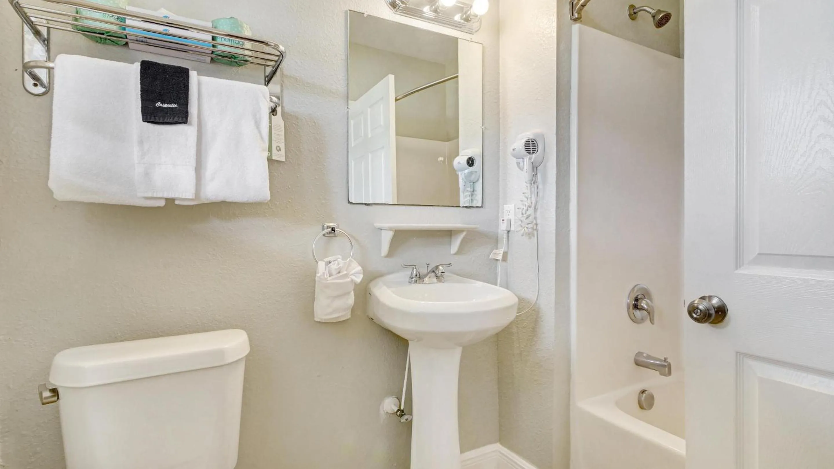 Bathroom in Crystal Bay Historic Hotel